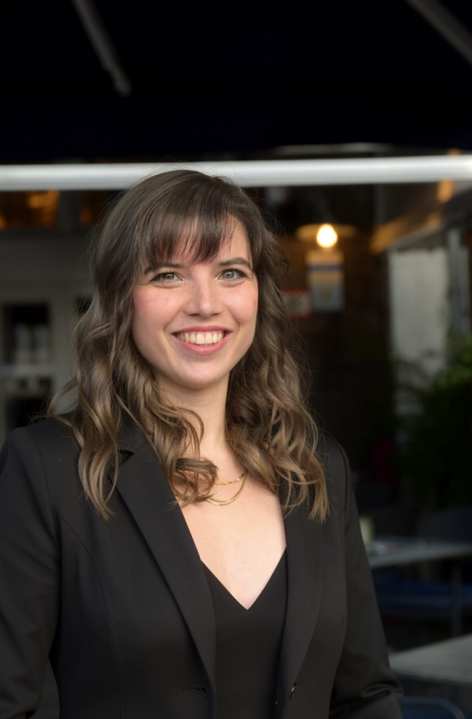 De huidige afbeelding heeft geen alternatieve tekst. De bestandsnaam is: Hanna.png